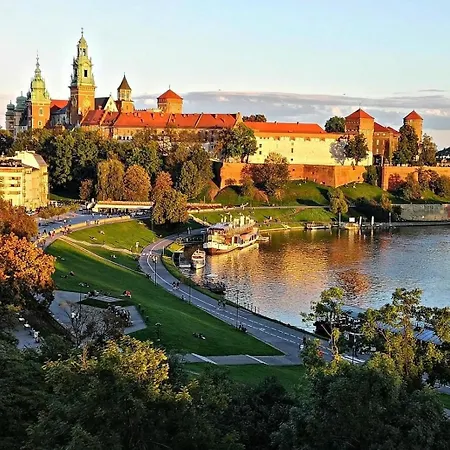 Wawel Riverside Free Parking *