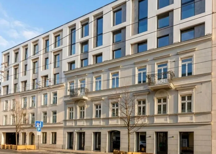 Wawel Riverside Free Parking